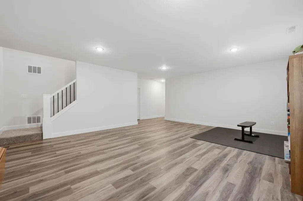 2738 E Ironstone Street Park City KS 67219