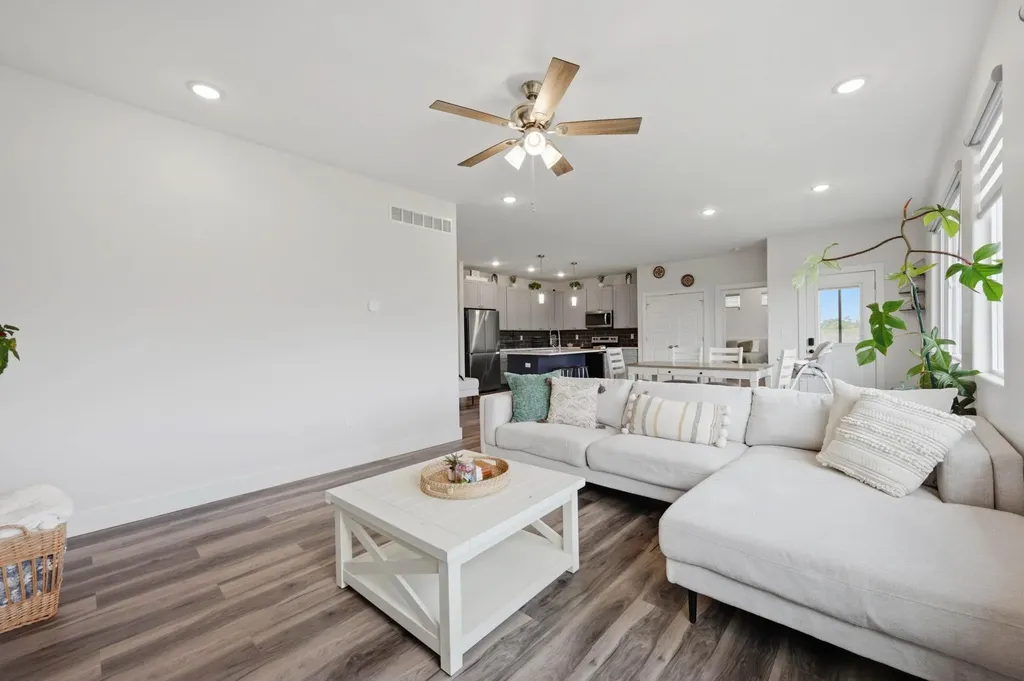 2738 E Ironstone Street Park City KS 67219