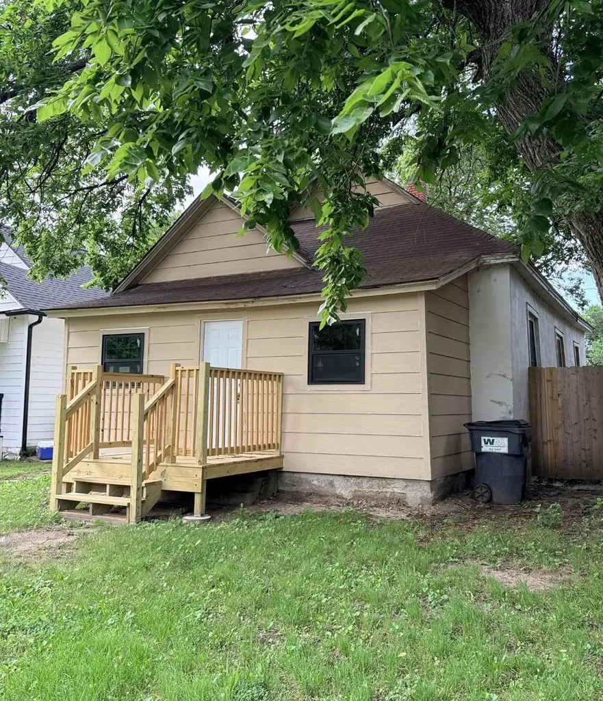 643 W Hendryx Avenue Wichita KS 67213