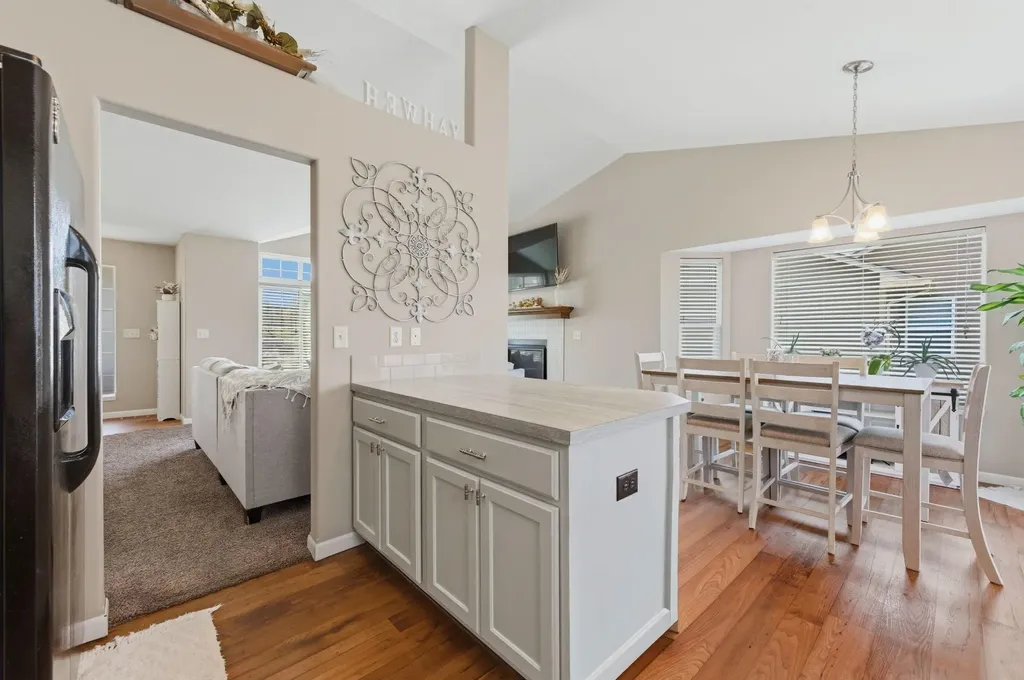 3245 S Bluelake Court Wichita KS 67215