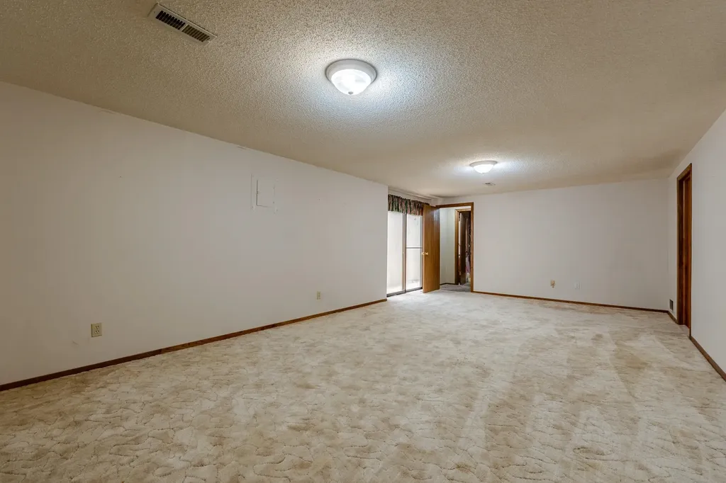 1838 N Keith Wichita KS 67212