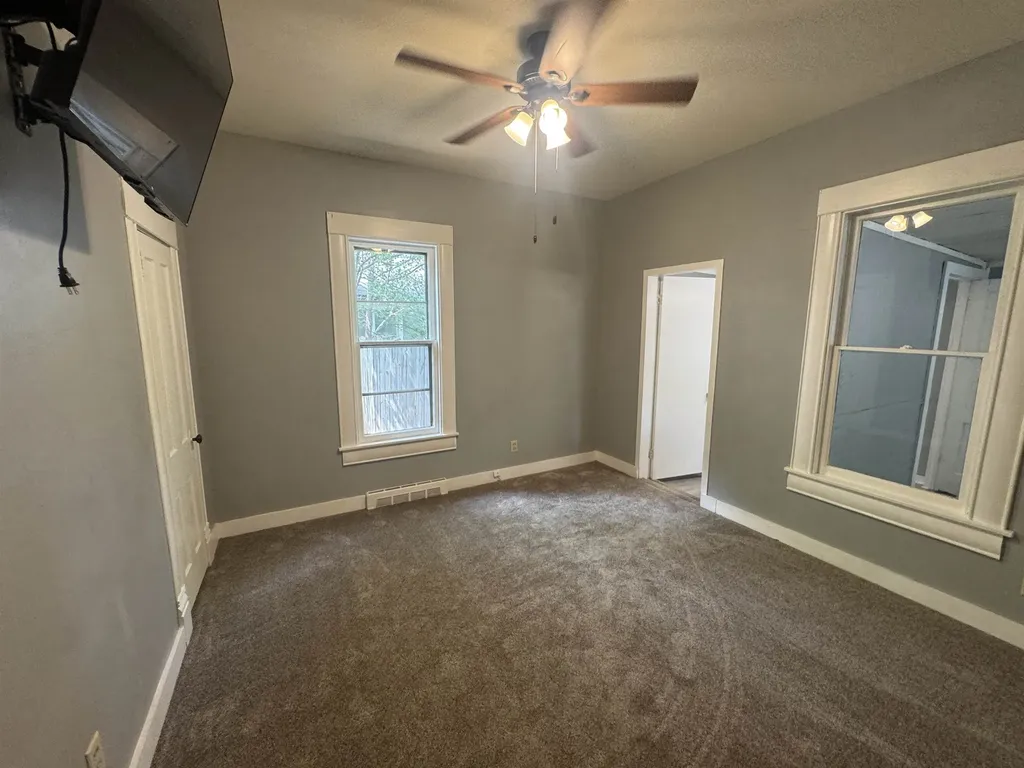 1620 Fuller Winfield KS 67156