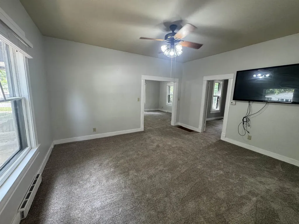 1620 Fuller Winfield KS 67156