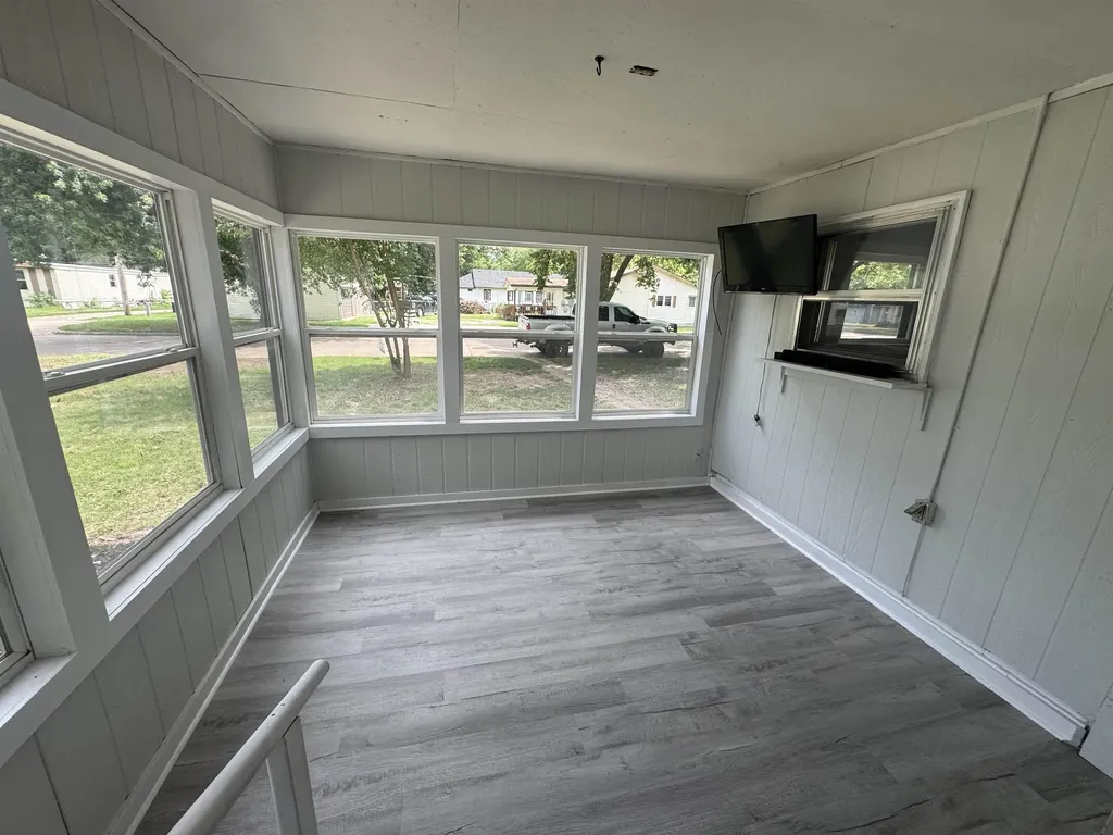 1620 Fuller Winfield KS 67156