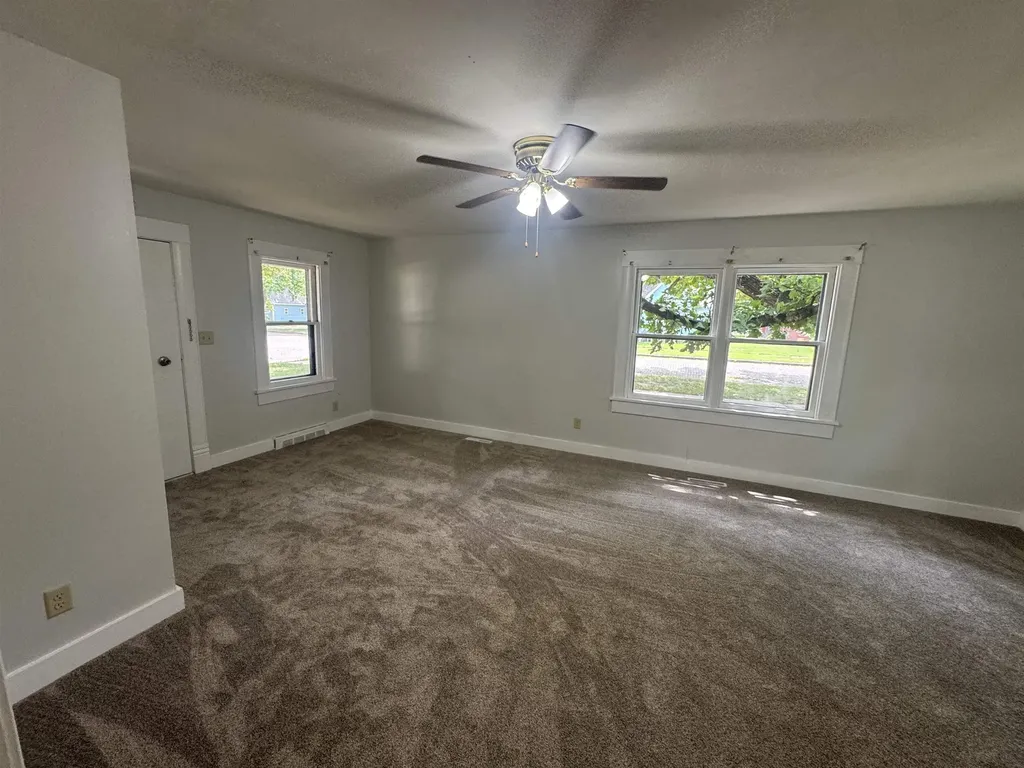 1620 Fuller Winfield KS 67156