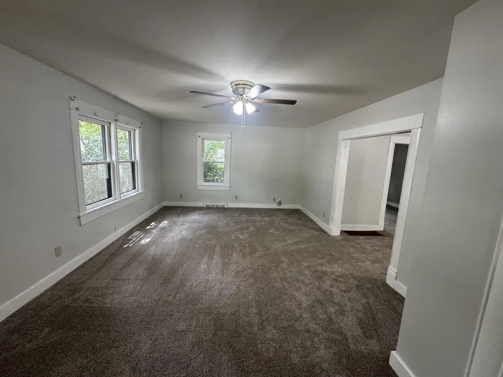 1620 Fuller Winfield KS 67156