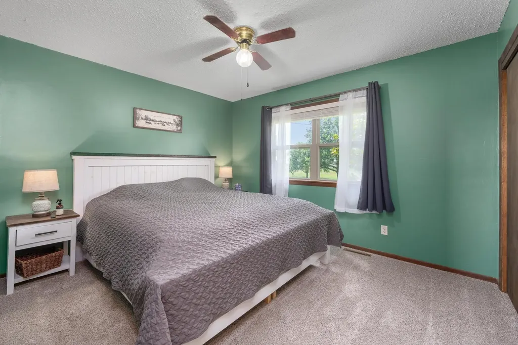 14464 172nd Road Winfield KS 67156