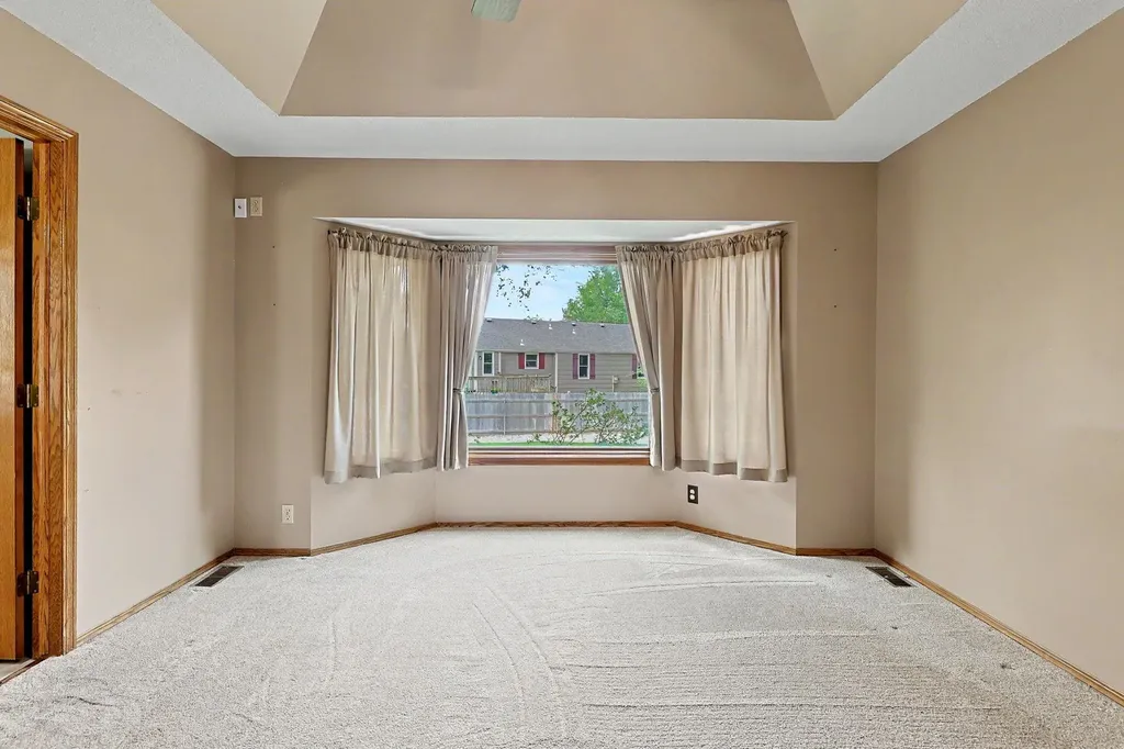 2351 N Crestline Court Wichita KS 67205