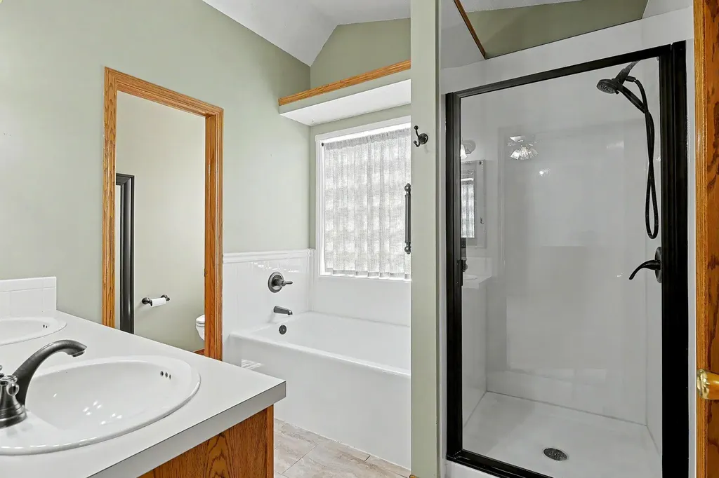 2351 N Crestline Court Wichita KS 67205
