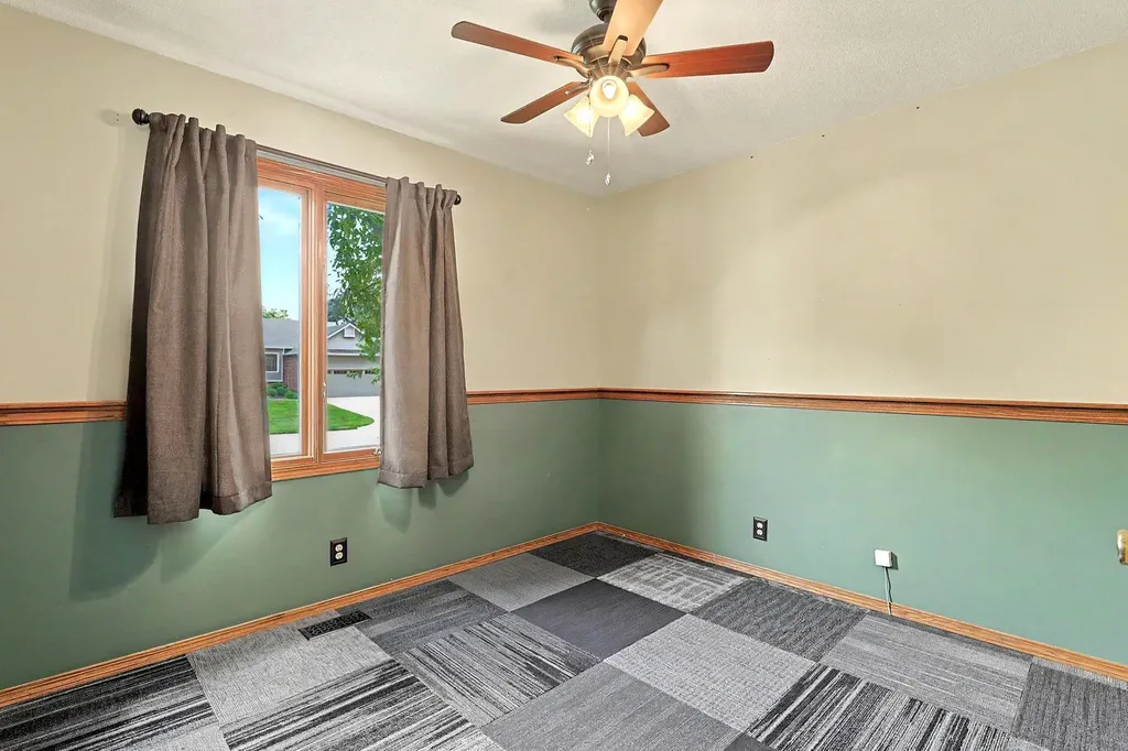 2351 N Crestline Court Wichita KS 67205