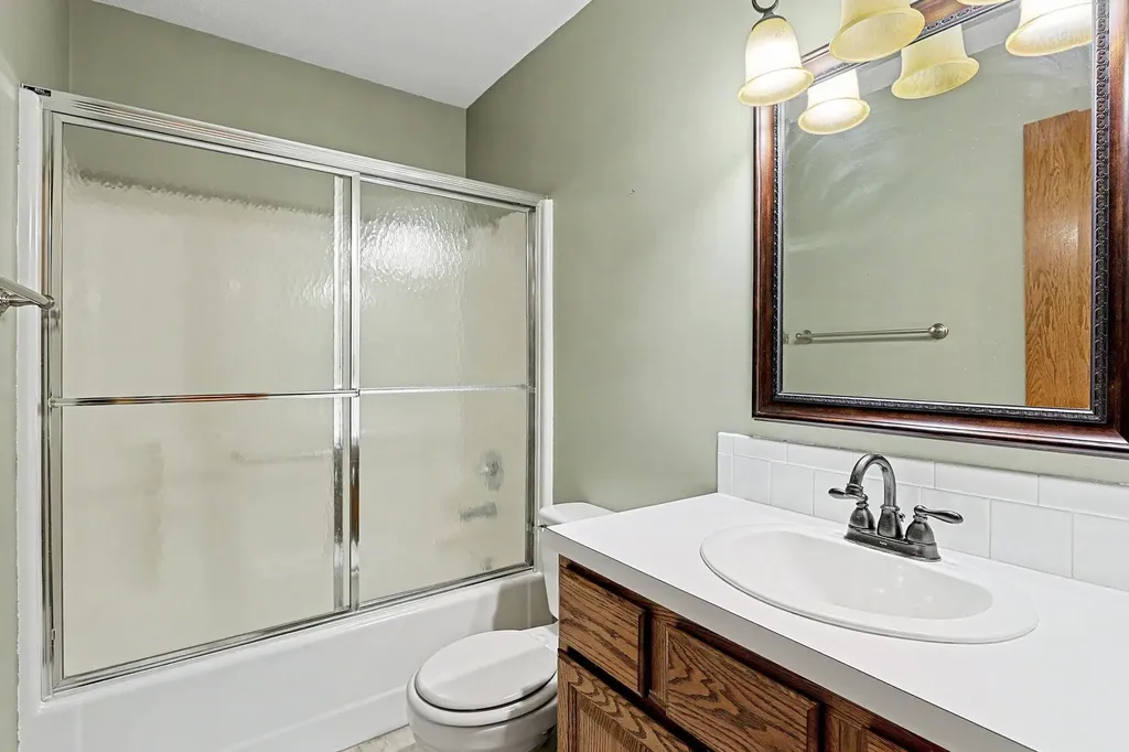 2351 N Crestline Court Wichita KS 67205