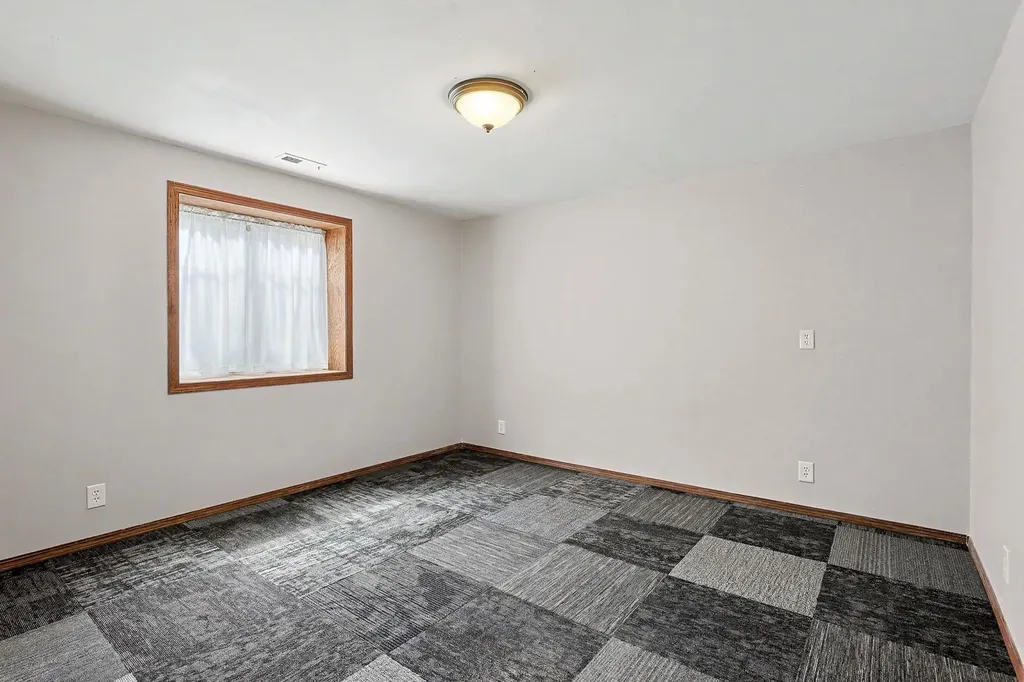 2351 N Crestline Court Wichita KS 67205