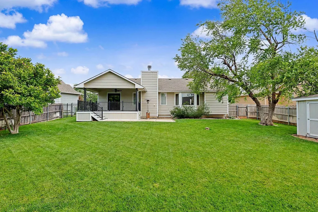 2351 N Crestline Court Wichita KS 67205