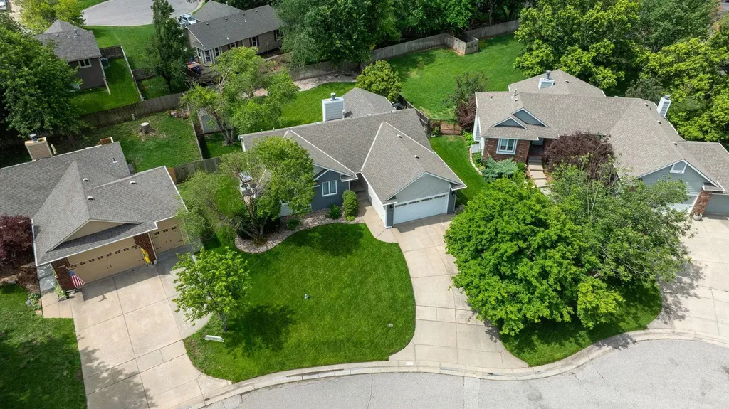 2351 N Crestline Court Wichita KS 67205