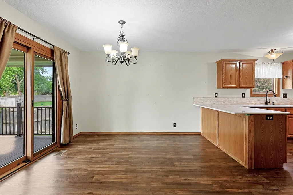 2351 N Crestline Court Wichita KS 67205