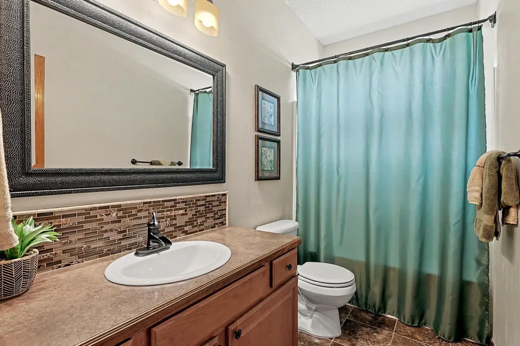 6727 W Northwind Court Wichita KS 67205