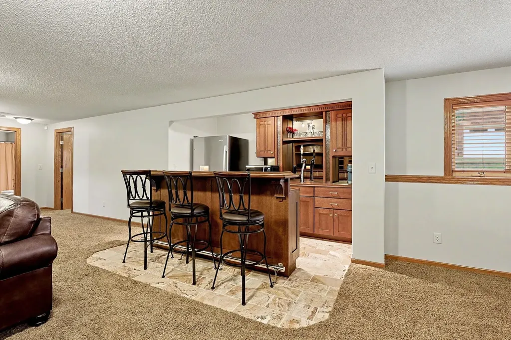 6727 W Northwind Court Wichita KS 67205