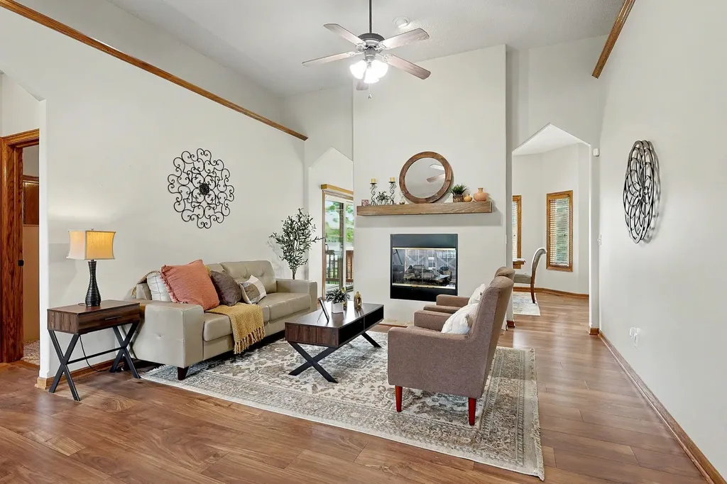 6727 W Northwind Court Wichita KS 67205