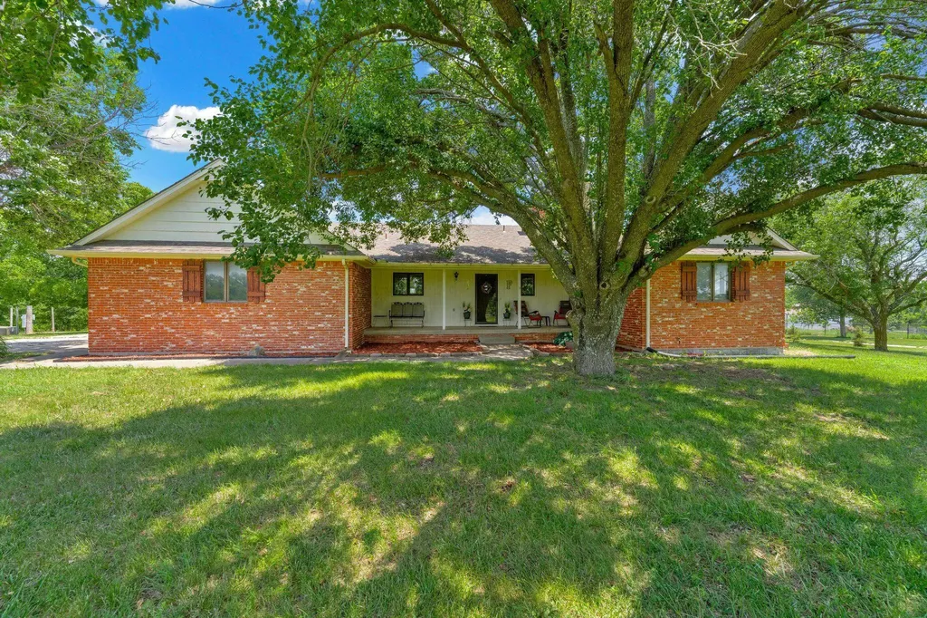 1254 N Osage Road Mulvane KS 67110
