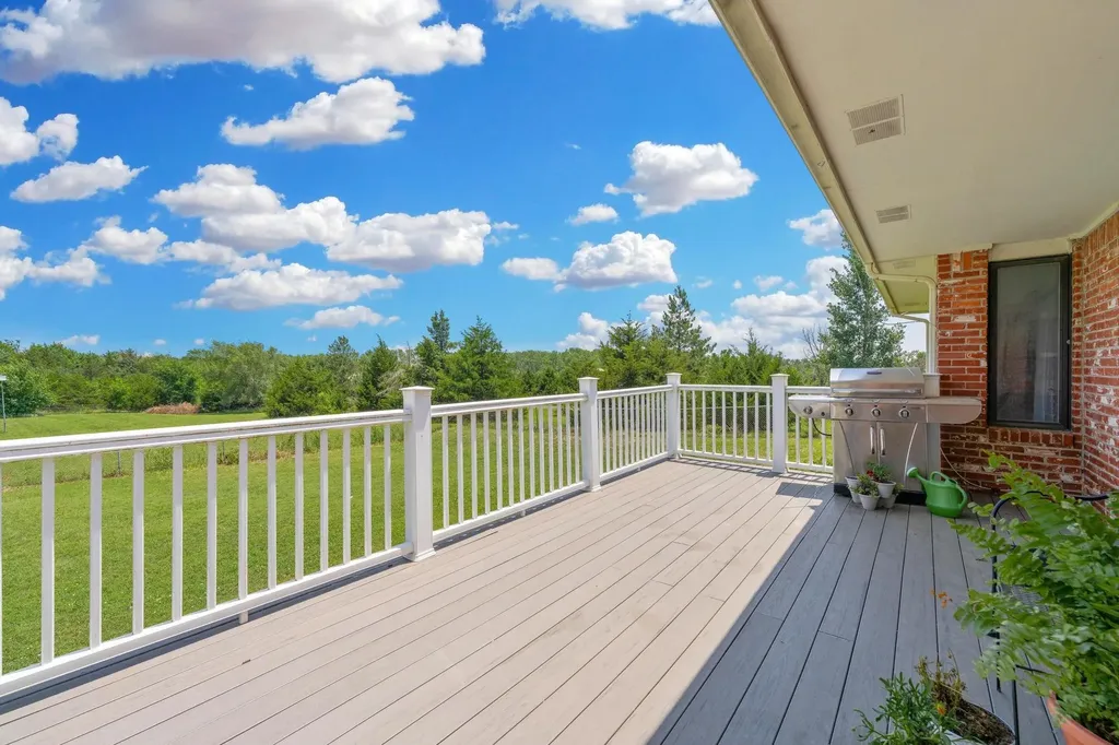 1254 N Osage Road Mulvane KS 67110