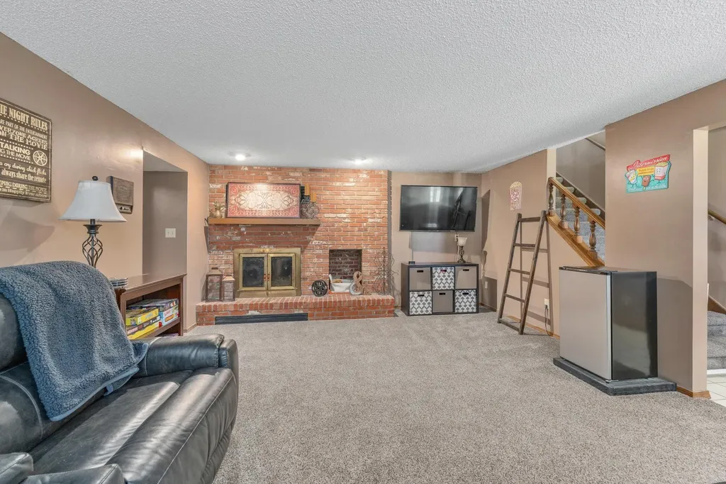 1254 N Osage Road Mulvane KS 67110