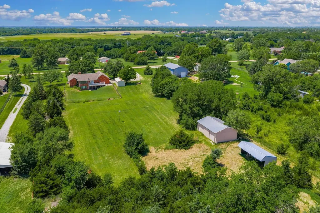 1254 N Osage Road Mulvane KS 67110
