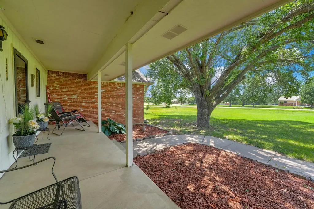 1254 N Osage Road Mulvane KS 67110