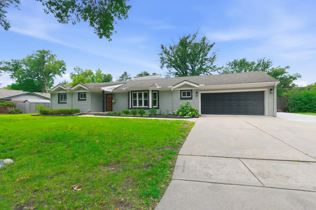 633 N Mission Road Wichita KS 67206