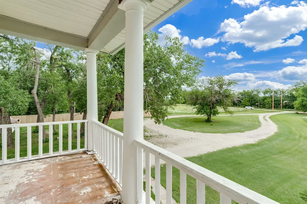 13113 S Victory Road Haven KS 67543