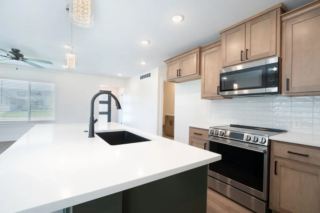 3441 S Linden Court Wichita KS 67210