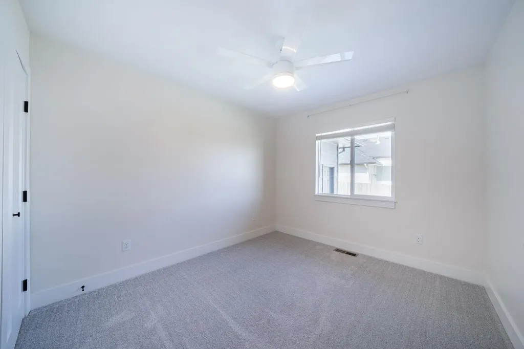 3441 S Linden Court Wichita KS 67210