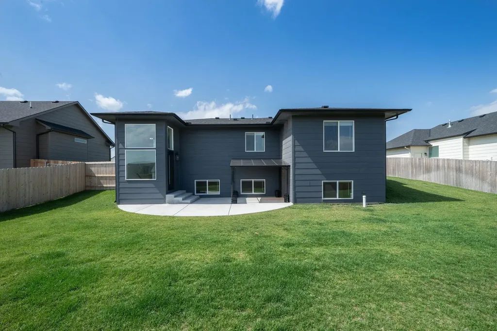 3441 S Linden Court Wichita KS 67210