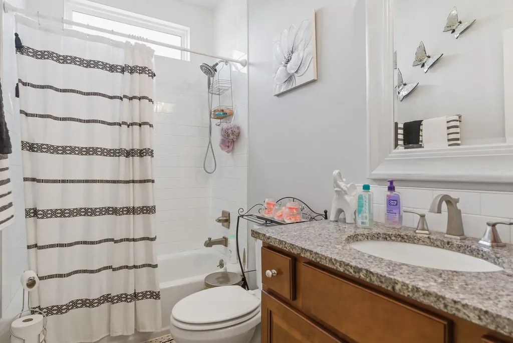 1819 W Edgewood Drive Wellington KS 67152-4724