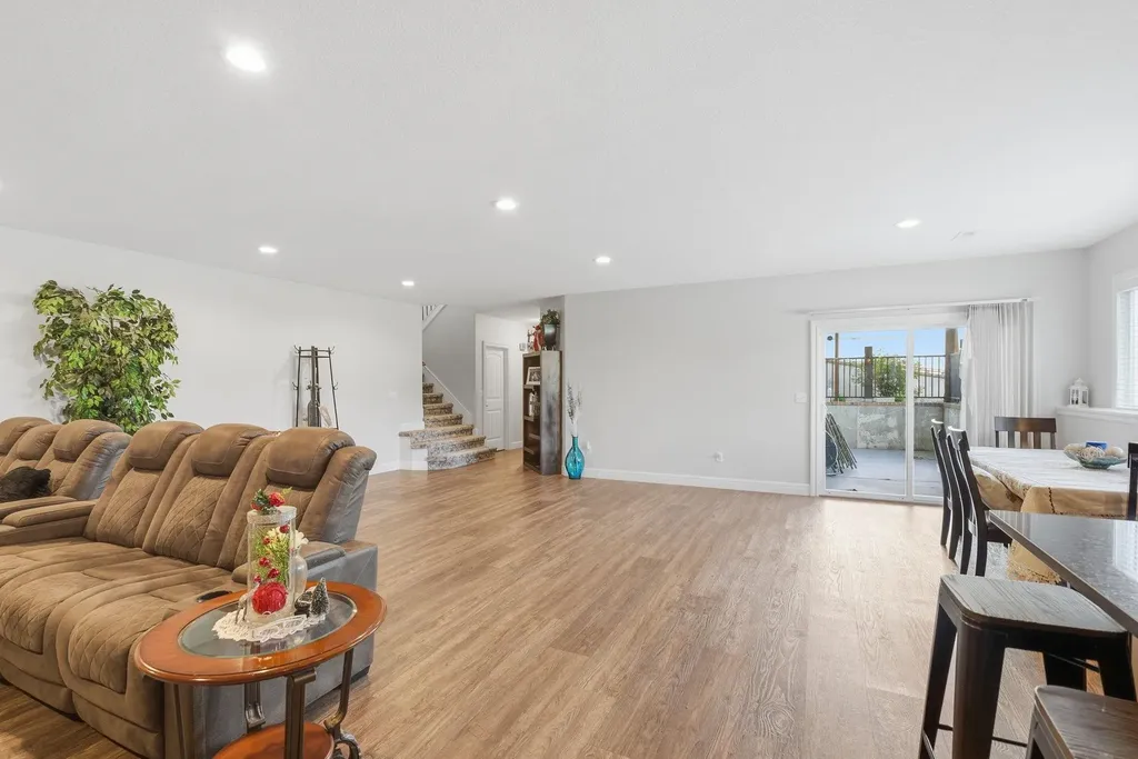 1819 W Edgewood Drive Wellington KS 67152-4724