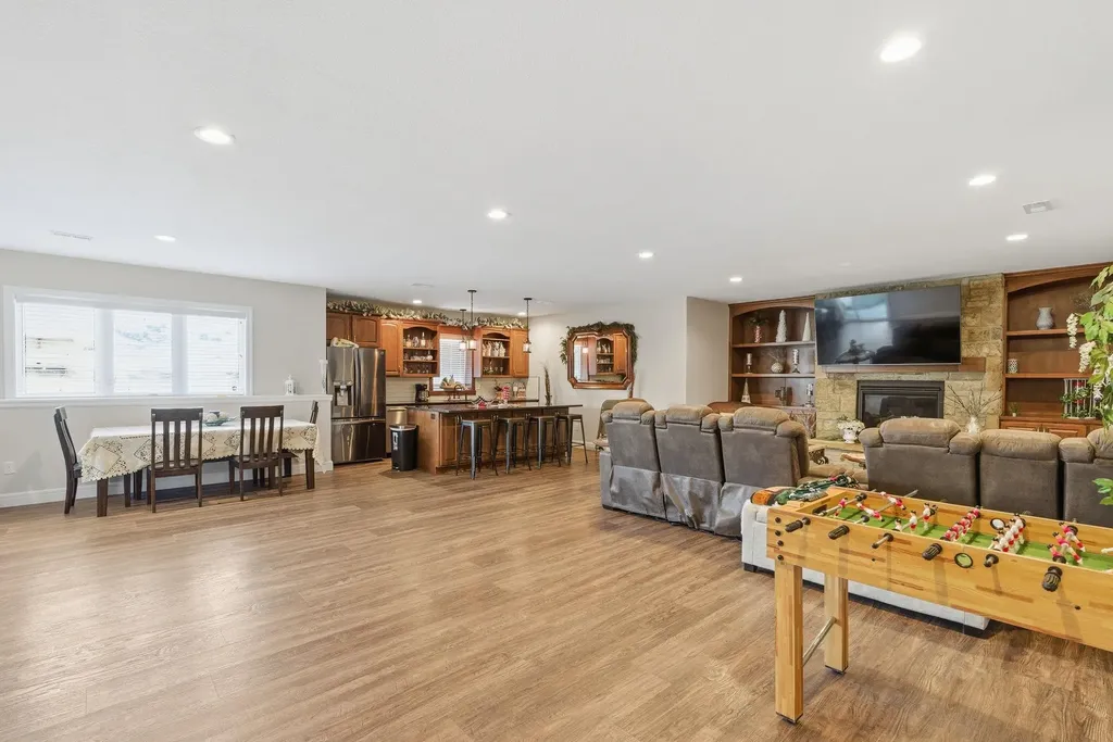 1819 W Edgewood Drive Wellington KS 67152-4724