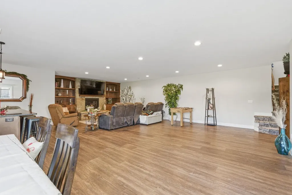 1819 W Edgewood Drive Wellington KS 67152-4724