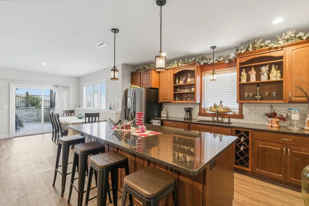 1819 W Edgewood Drive Wellington KS 67152-4724