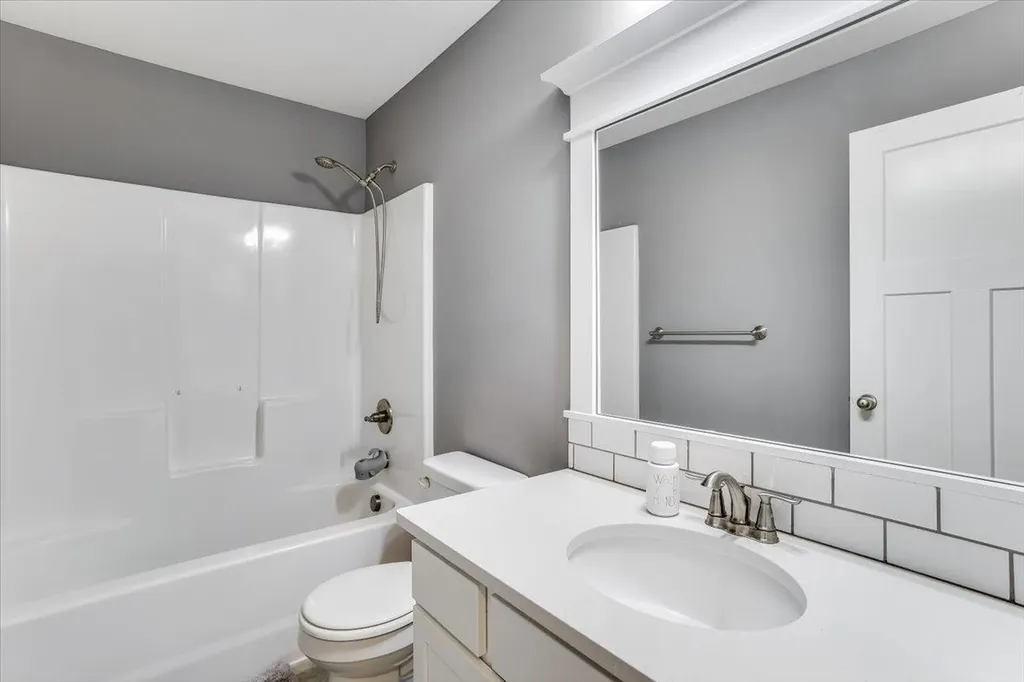 1629 N Thoroughbred Street Wichita KS 67235
