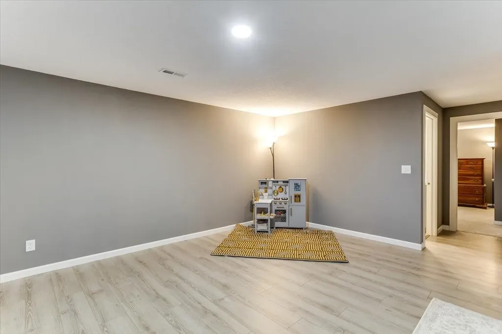 1629 N Thoroughbred Street Wichita KS 67235