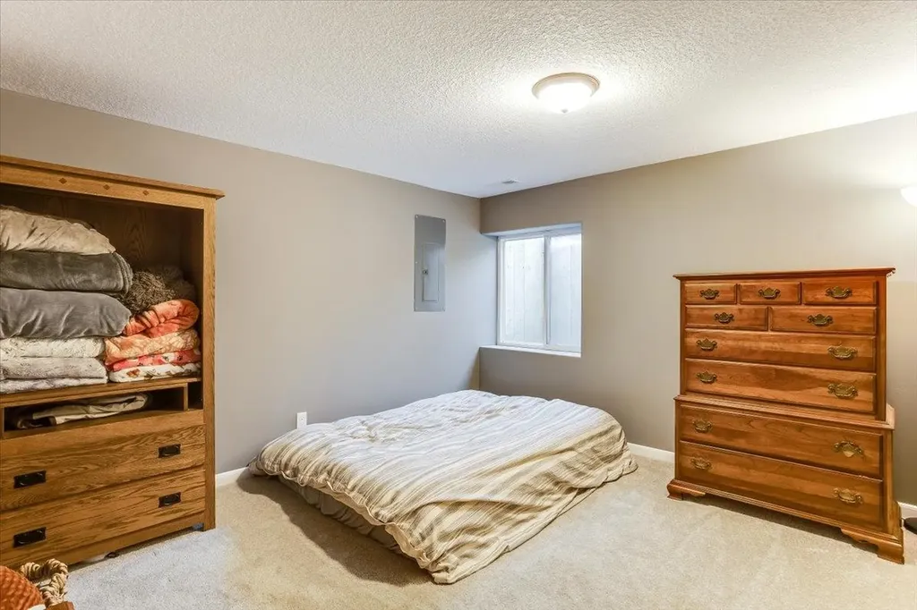 1629 N Thoroughbred Street Wichita KS 67235