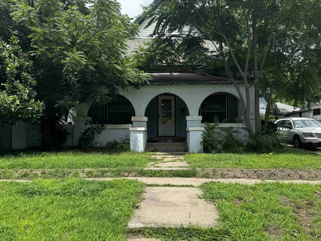 128 Main Augusta KS 67060