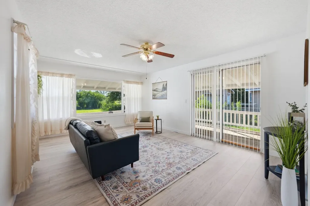 2528 S Exchange Place Wichita KS 67217