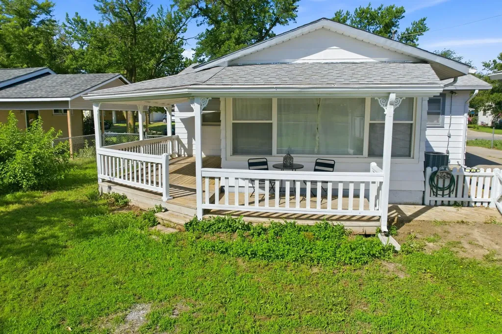 2528 S Exchange Place Wichita KS 67217