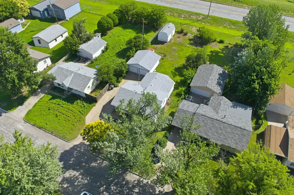 2528 S Exchange Place Wichita KS 67217