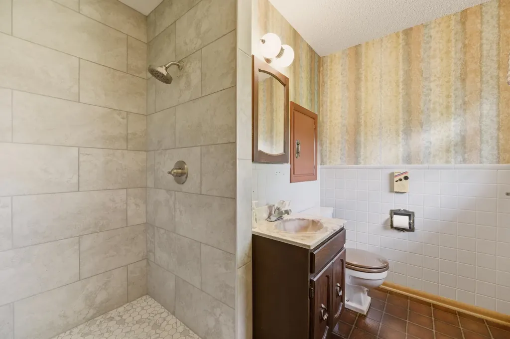 2705 S Martinson Avenue Wichita KS 67217