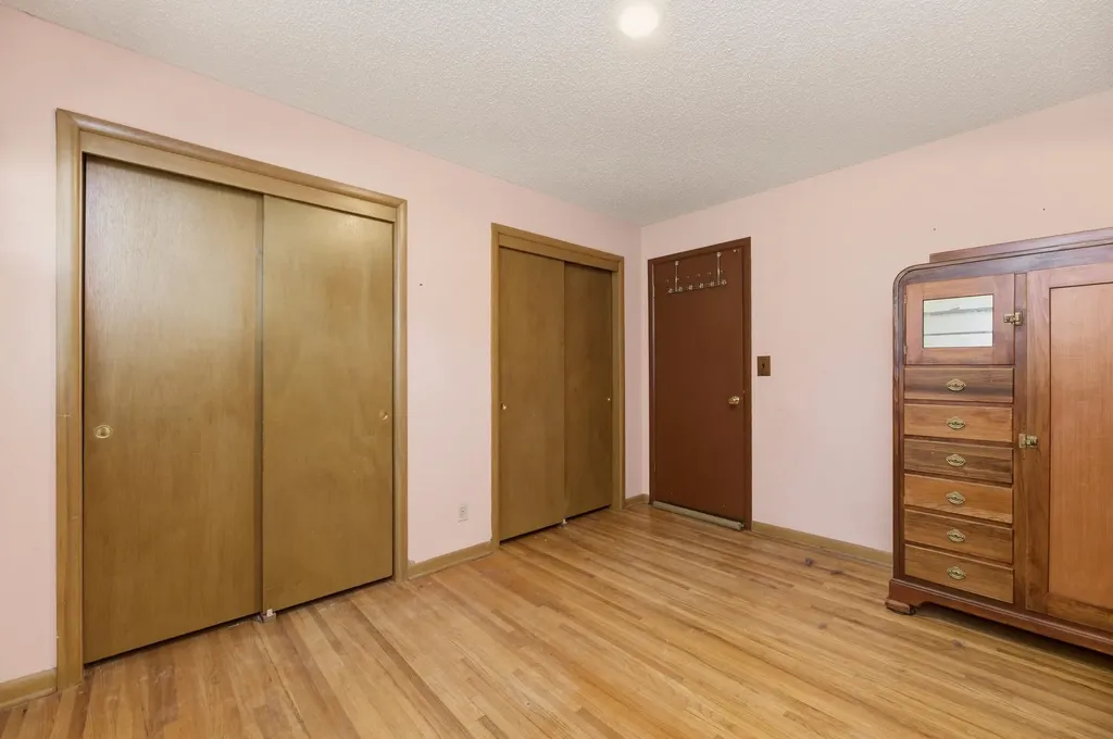 2705 S Martinson Avenue Wichita KS 67217