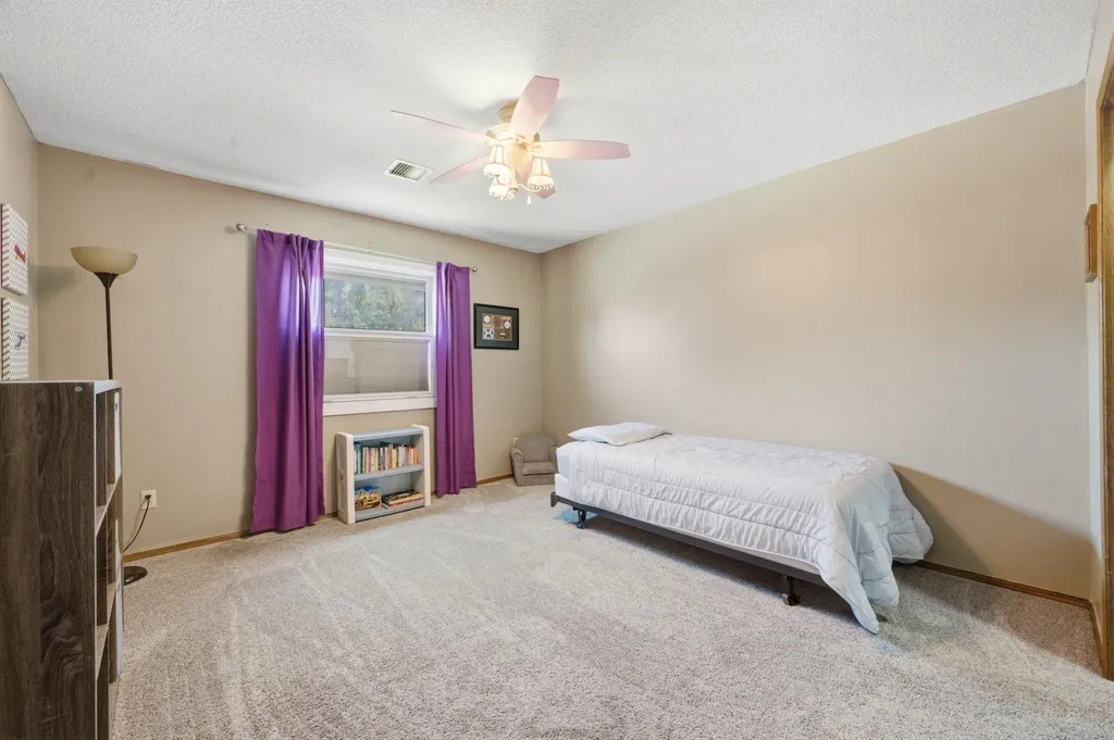 1609 N Cardington Wichita KS 67212