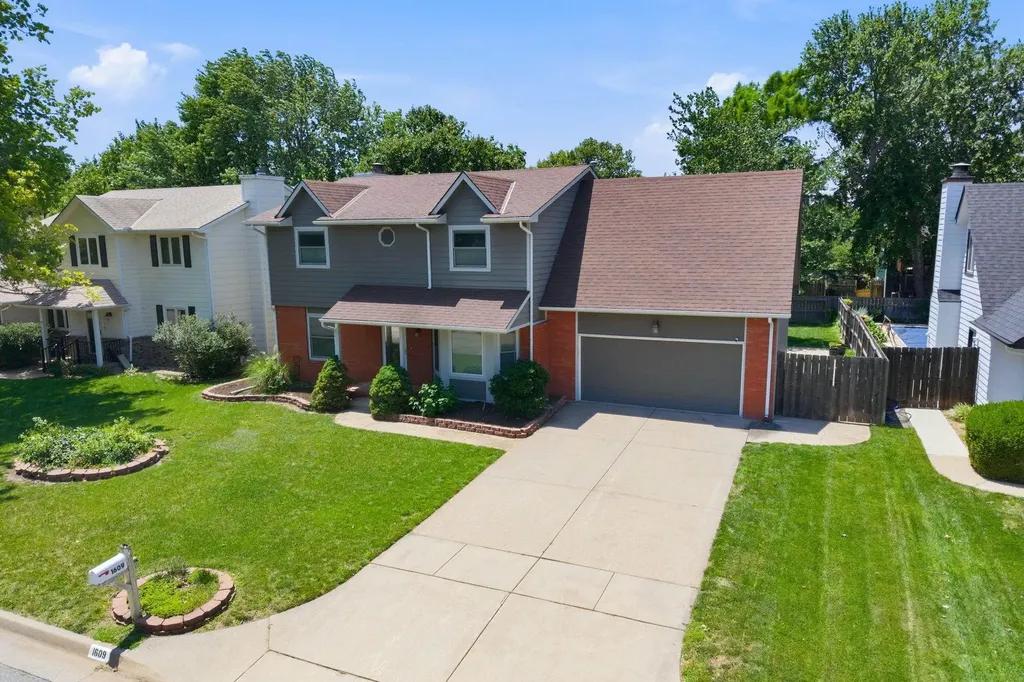 1609 N Cardington Wichita KS 67212