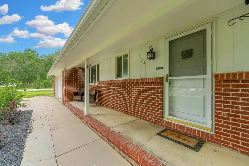 124 Baird Street Kechi KS 67067