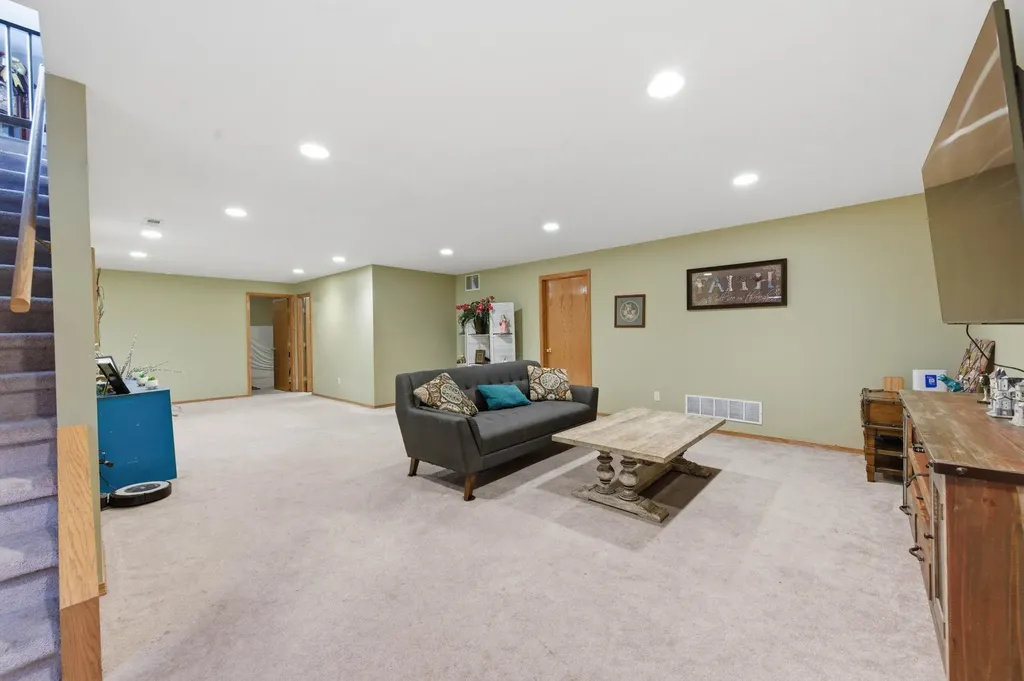 9437 W Ryan Street Wichita KS 67205